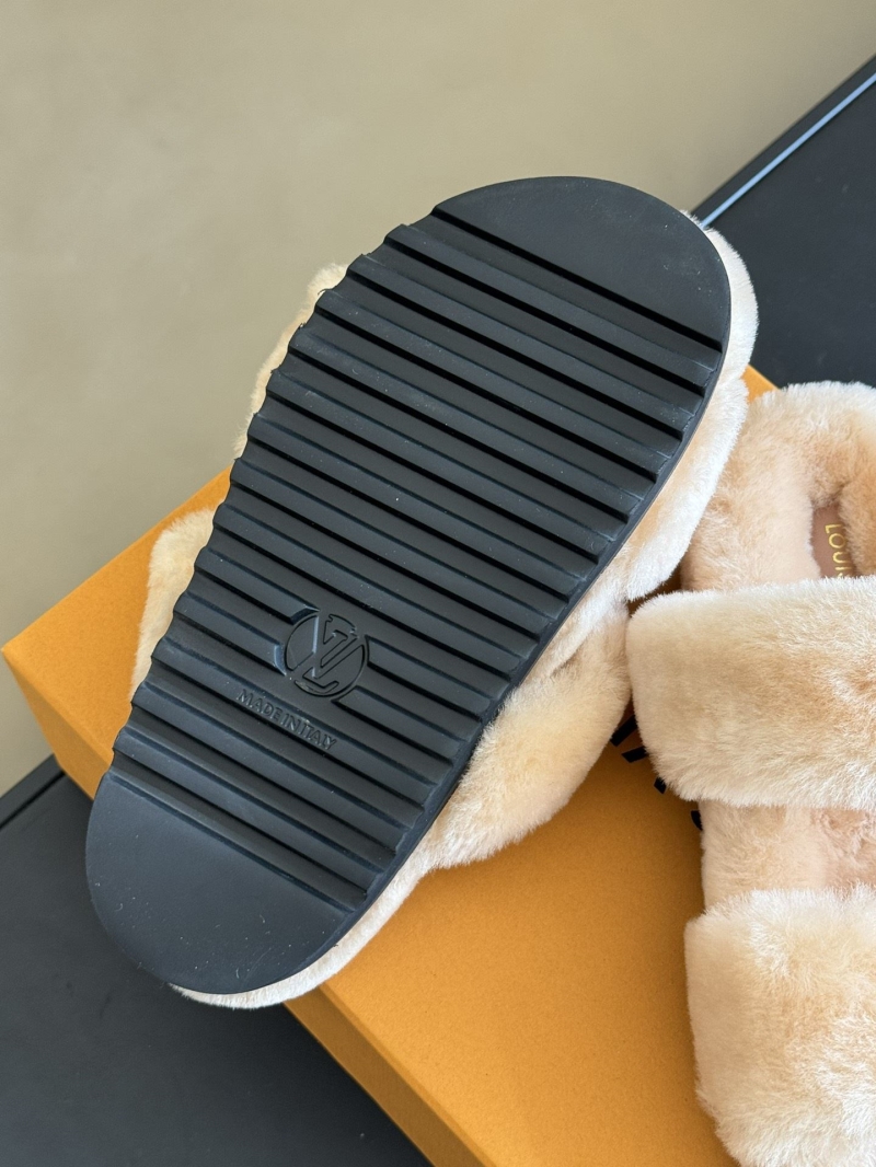 Louis Vuitton Slippers